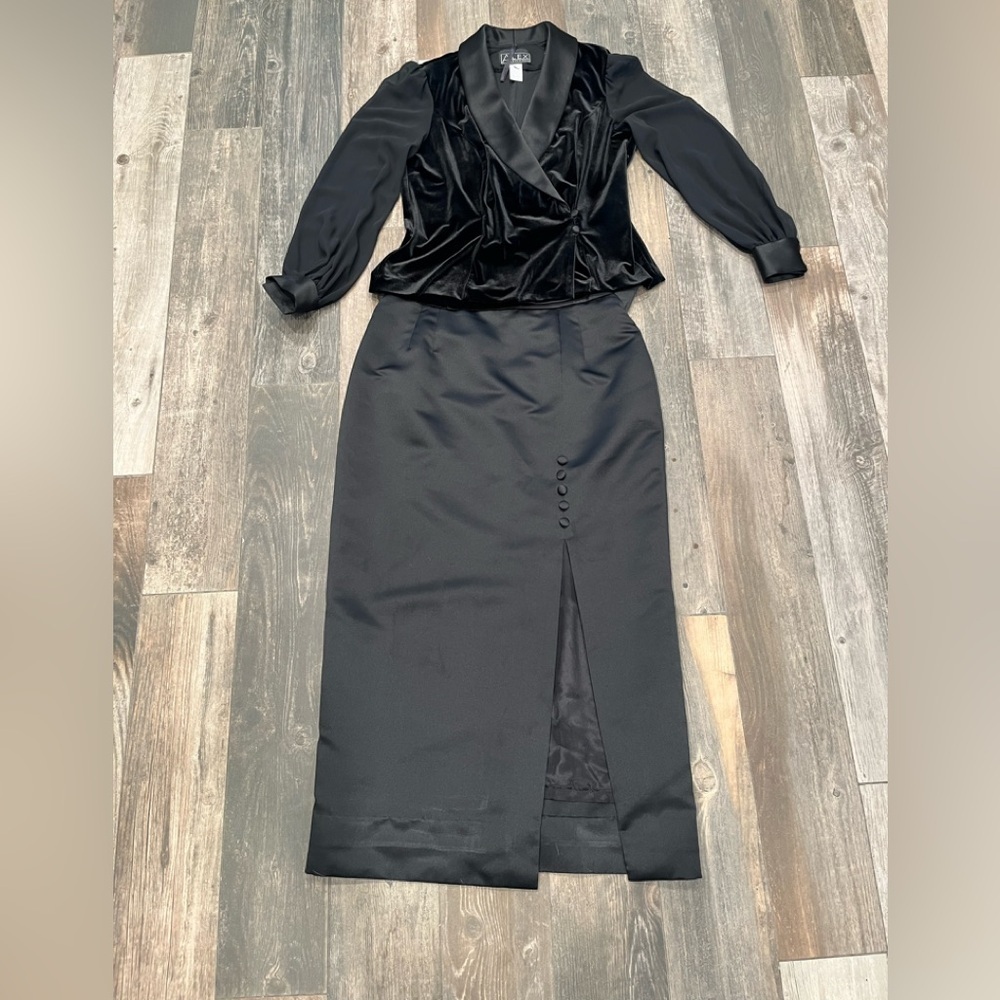 Alex Evenings Black Velvet Jacket & Satin Skirt Set Womens L/14 Holiday Cocktail